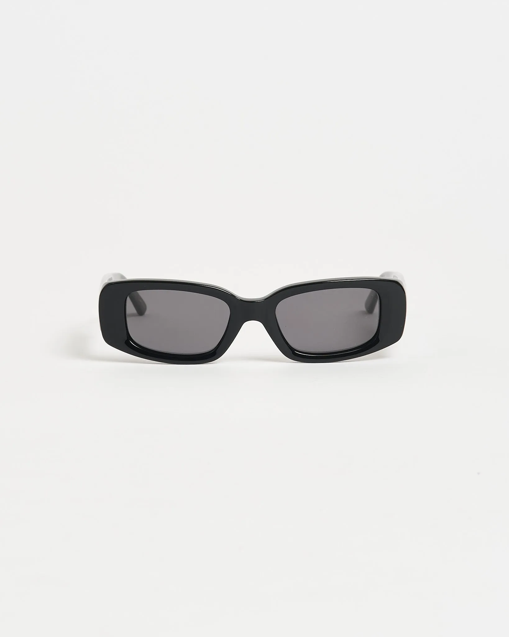 10.2 Sunglasses in Black