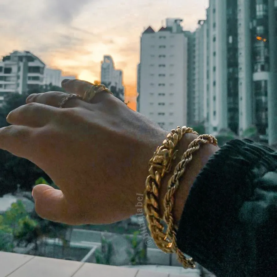 10mm Cuban Link Bracelet in Gold