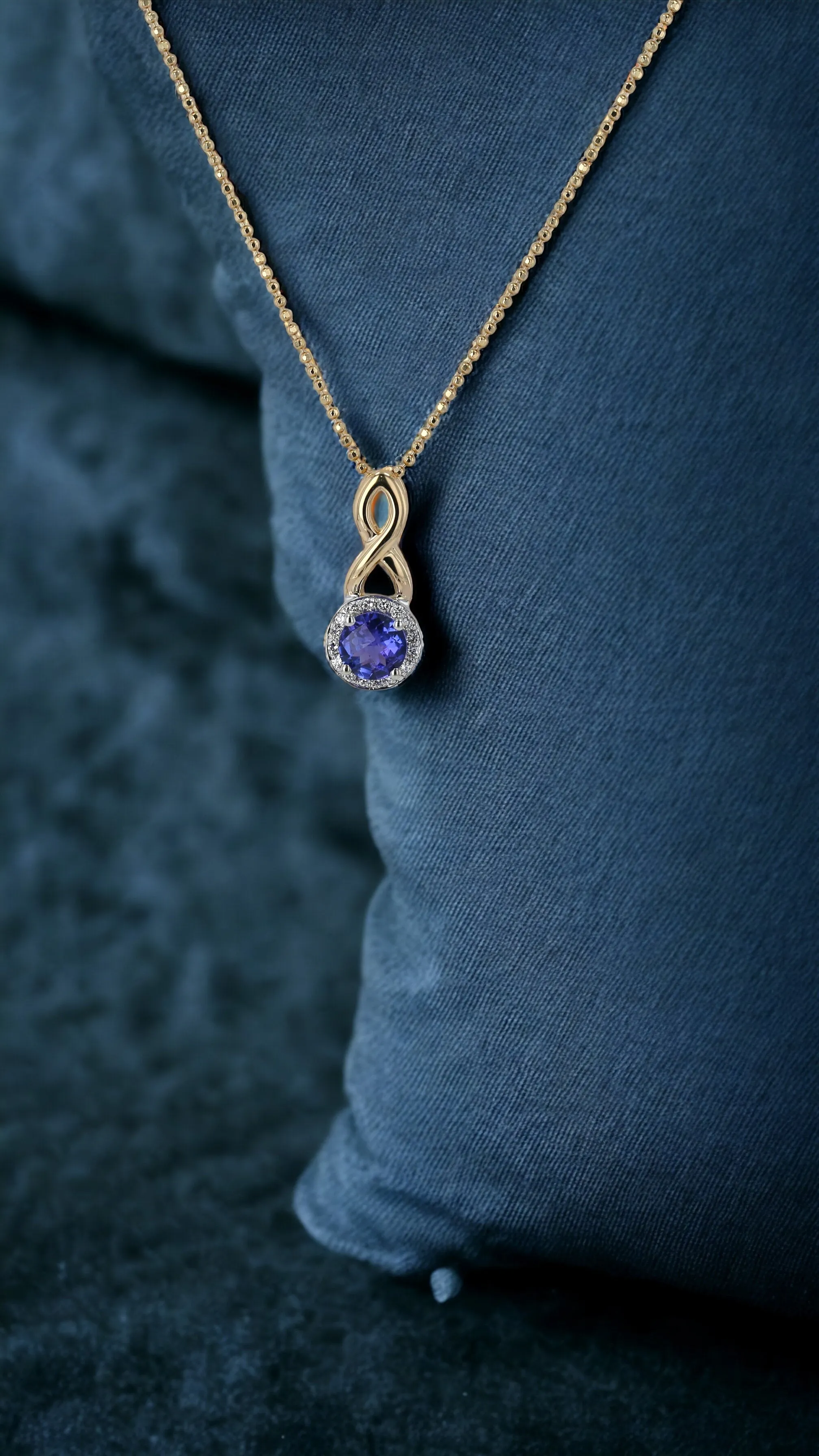 14K Yellow gold drop tear blue sapphire with diamonds necklace