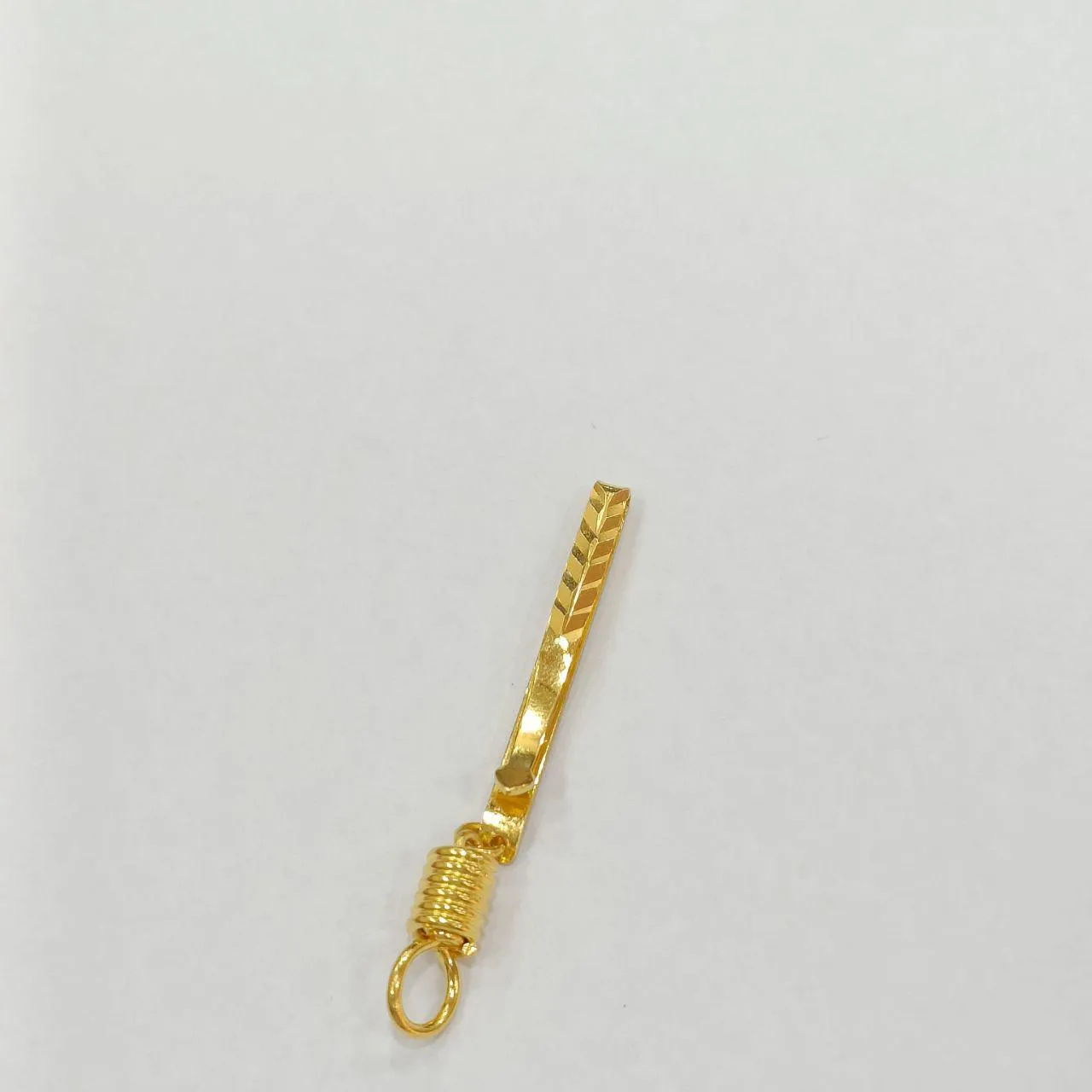 Elegant 22K Gold Amulet Clip - Genuine 916 Gold, Perfect for Jewelry Collection