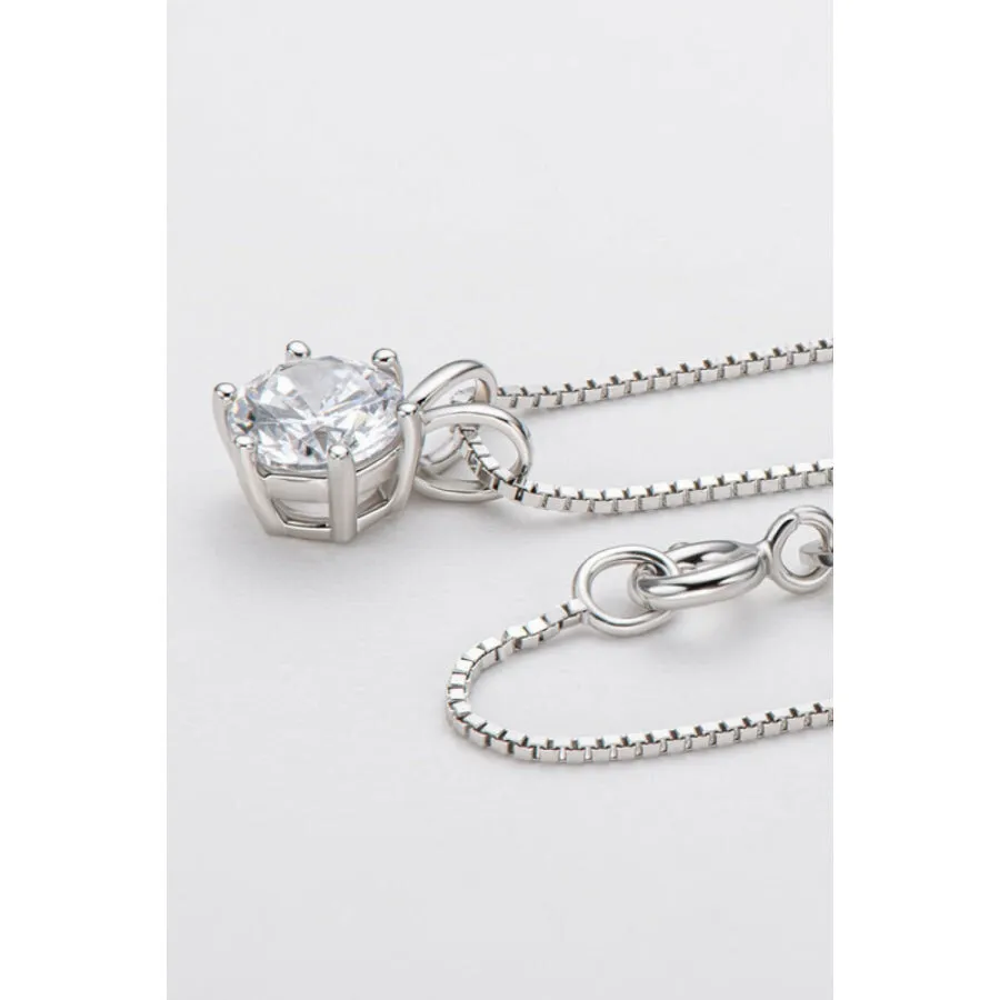 925 Sterling Silver 1 Carat Moissanite Pendant Necklace