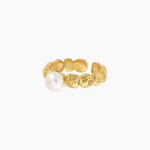 Amore Pearl Head Ring