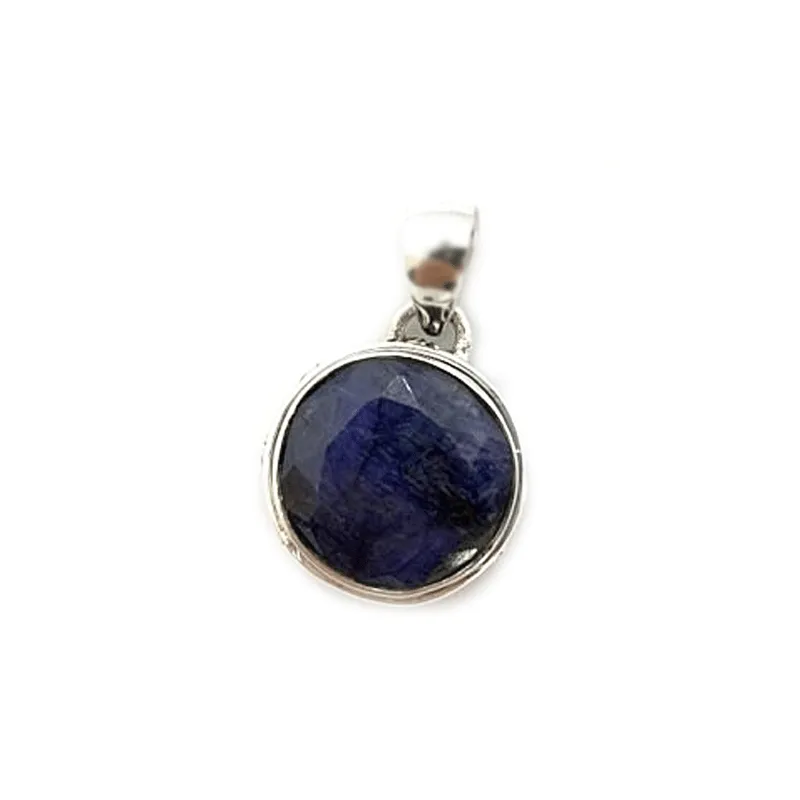 Boho Sapphire Quartz Round Pendant