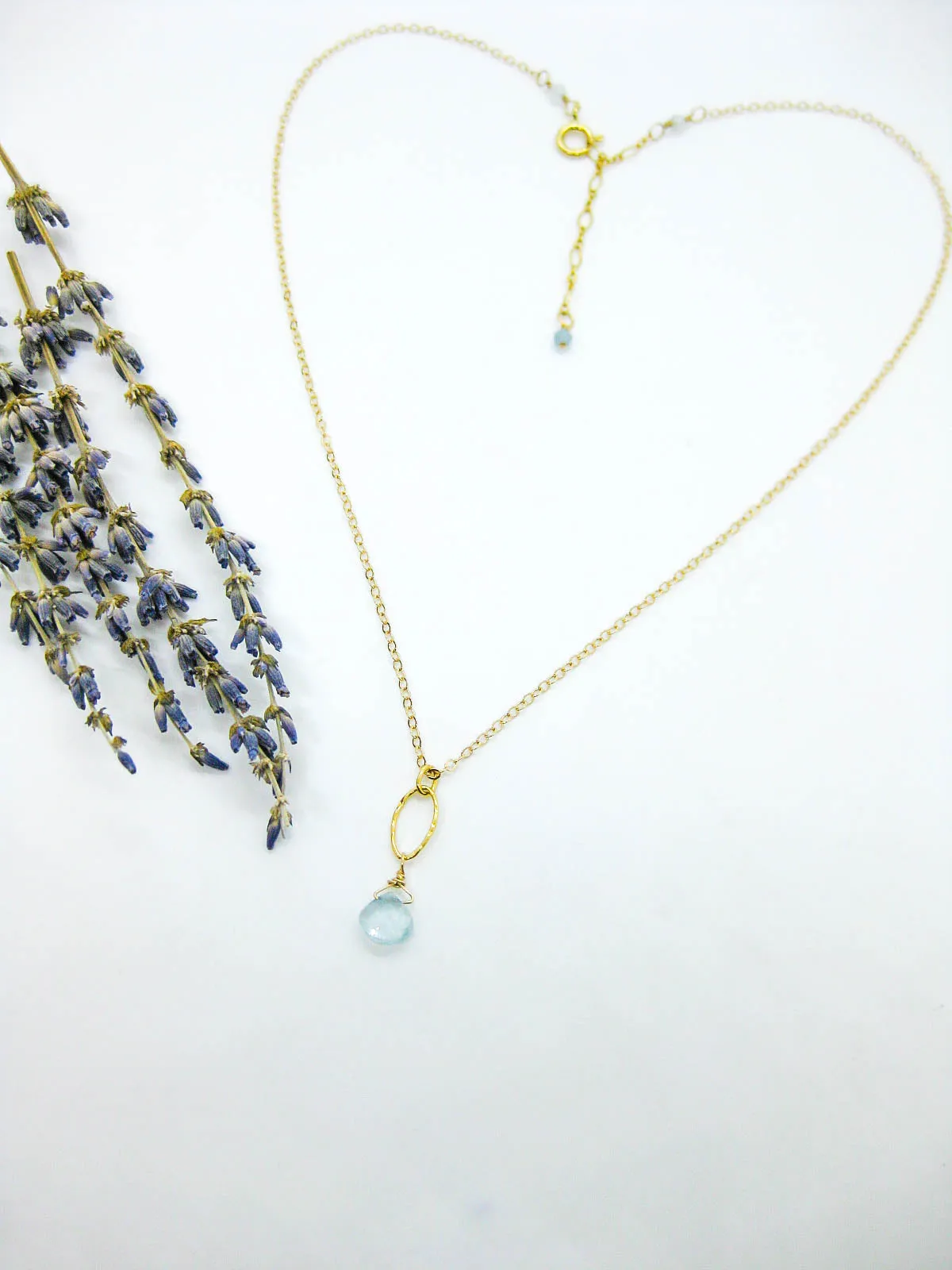 Chrysanthe: Aquamarine Necklace - n502