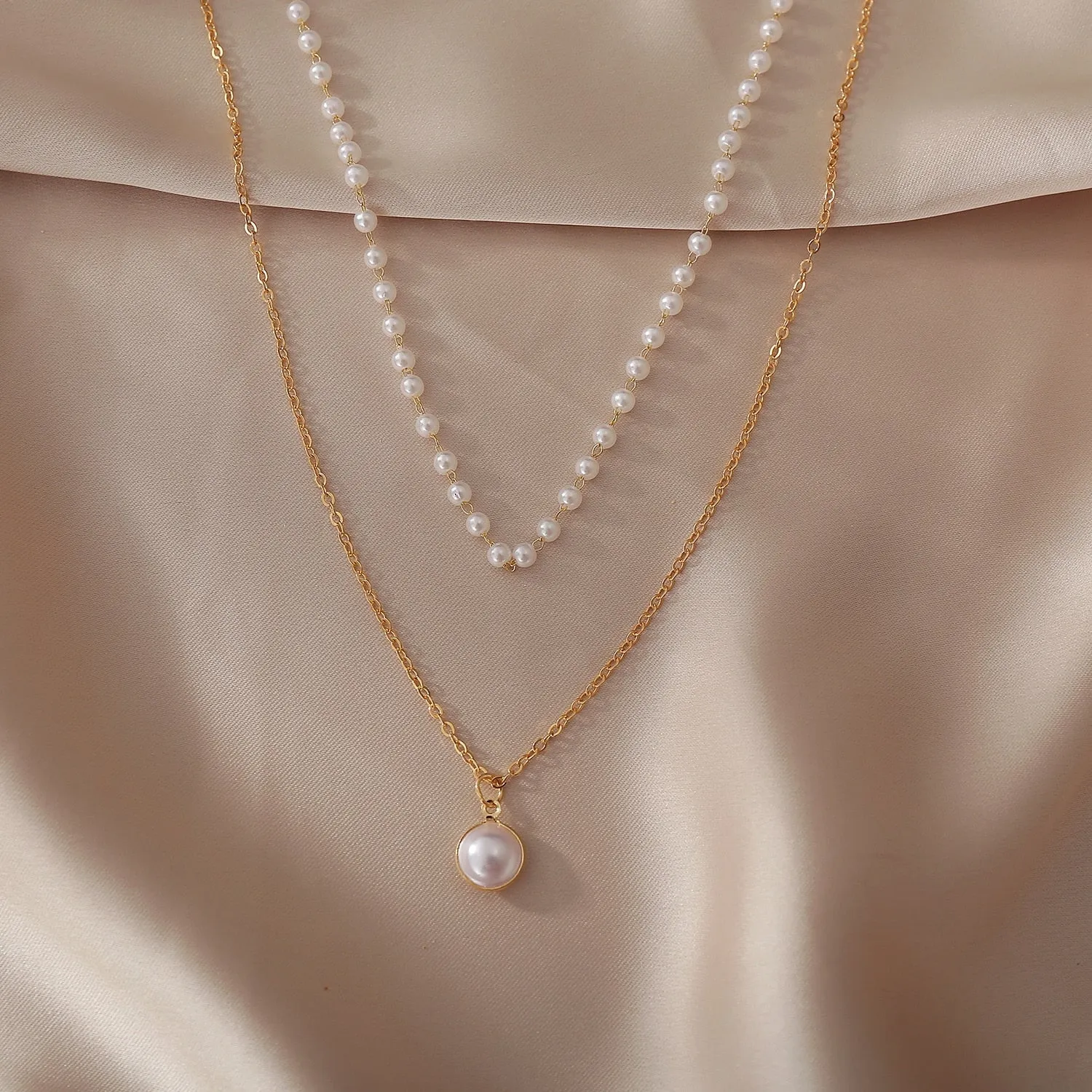 Elegant Retro Style Double-Layer Pearl Necklace - Choker