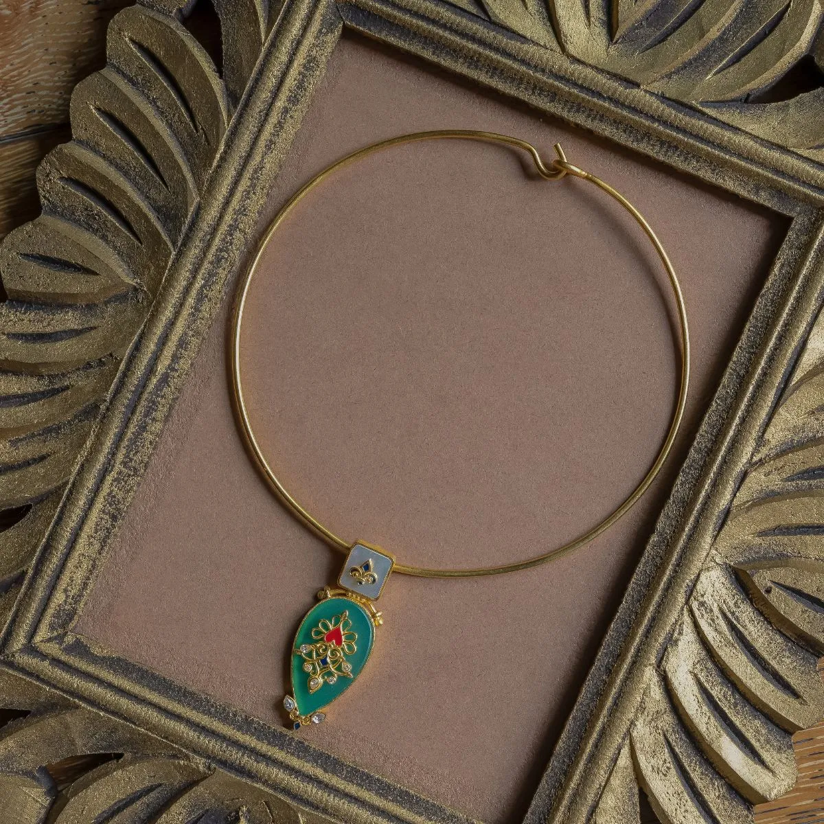 Grandma's Treasure Collar Necklace