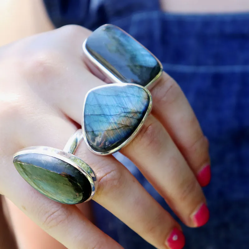 Kanti Labradorite Rectangle Ring