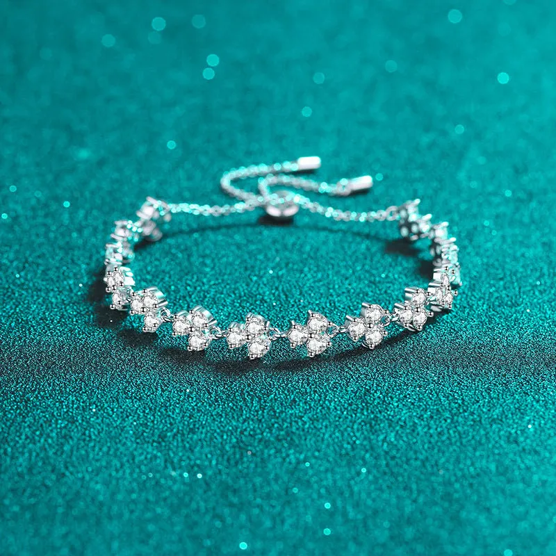 Lucky Clover Moissanite Bracelet