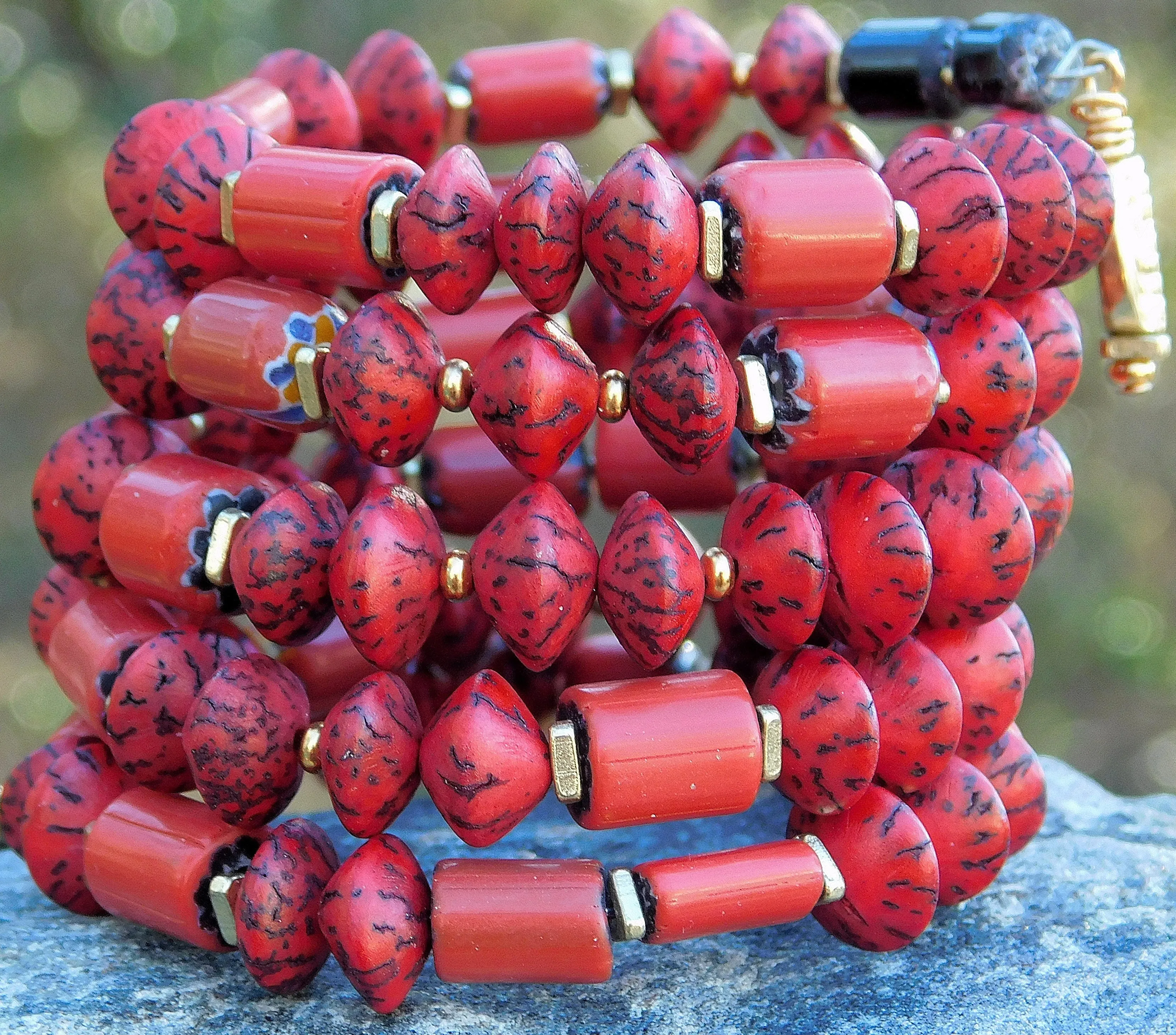 Red Salwag Natural Saucer Seed Bead Bangle